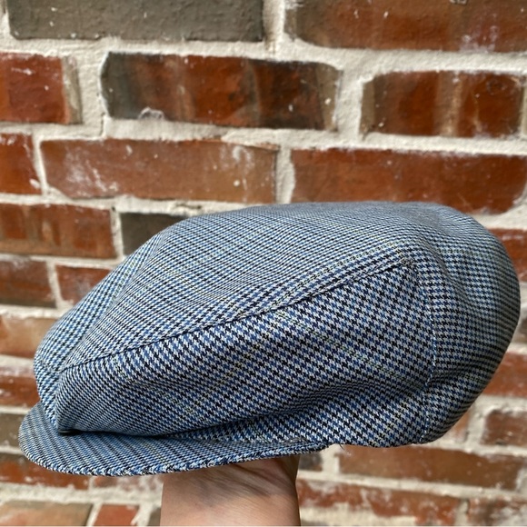 Adecta PARIS Plaid Flat Driving Cap with snap brim - Picture 6 of 8